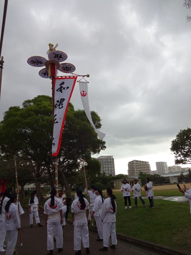 当初の計画では、キャセイパシフィック航空(CX)のビジネスクラスで、香港経由ドバイへ。<br />しかし、新型コロナウイルス(COVID-19)による渡航制限で、やむなくキャンセル。<br />代わりに、東京と沖縄を訪れることにしました。<br />ただ、出発直前に、東京都を中心に感染者数が急増。強い制限がかけられていないため、予定通り実行しました。<br /><br />後篇では、年始の沖縄滞在の様子を中心に綴ります。