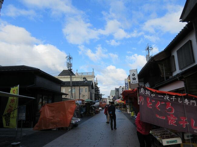 輪島市を観光しました。<br />剱地権現岩(トトロ岩)→大沢 間垣の里→鴨ヶ浦→ホテルこうしゅうえん→白米千枚田(ライトアップ)→ホテルこうしゅうえん→輪島朝市