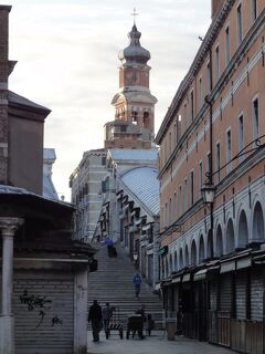 初めてのベネチア その12 (イタリア・スペイン・ポルトガル・オランダ 12日間の旅 その2-12）ちょっと東欧風、サン・バルトロメオ教会！