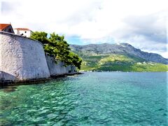 煌めきマルタとクロアチア優雅な旅♪　Vol.105　☆コルチュラ：旧市街から青いアドリア海を眺めて♪