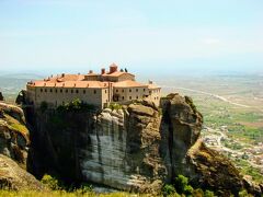 ギリシャからバルカン半島南部を周遊旅　②　（歩きに歩いたー、天空の修道院メテオラ）