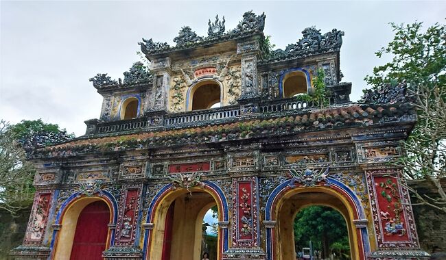 年末年始ベトナム北中部紀行 6 ベトナム最後の王朝 阮朝の古都フエ フエ ベトナム の旅行記 ブログ By エンリケさん フォートラベル 年末年始ベトナム北中部紀行 6 ベトナム最後の王朝 阮朝の古都フエ フエ ベトナム の旅行記 ブログ By エンリケさん フォートラベル