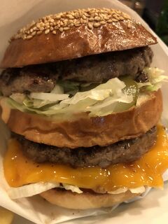中目黒発のハンバーガー店 ゴールデンブラウン 15年に英国monocle誌の 世界のレストラン Best 50 に選出された名店 目黒 東京 の旅行記 ブログ By Antonioさん フォートラベル 中目黒発のハンバーガー店 ゴールデンブラウン 15年に英国monocle誌の 世界のレストラン Best 50 に選出された名店 目黒 東京 の旅行記 ブログ By Antonioさん フォートラベル