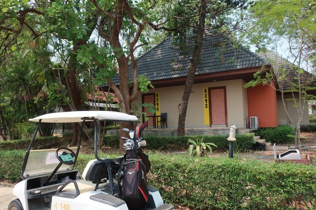 Mida Golf Club カンチャナブリ・ゴルフ検疫 滞在生活 No.4 3月/2021<br />コロナ検疫滞在でも、ゴルフが自由にできましたので、<br />リゾート気分で過ごせました。<br />■ホテル宿泊錬色々<br />■【Mida Golf Club】看板<br />■ホテルレストラン<br />■ある日の食事<br />■PCR検査1回目<br />■PCR検査2回目<br />■PCR検査3回目<br />■無事検疫滞在終了<br />