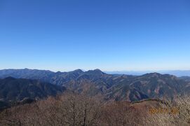 360度の大展望 秩父城峰山