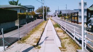 愛媛県新居浜市の中心部で春のお散歩～廃線跡と慈眼寺～