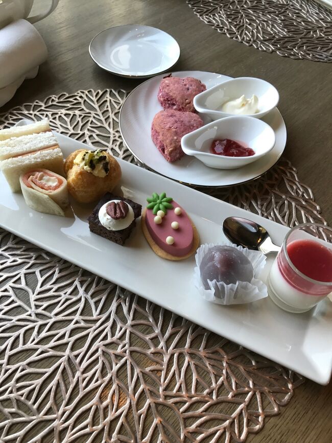 前回のアフタヌーンティー、朝食編です。アフタヌーンティーの後ホテルの周りを散策しました!