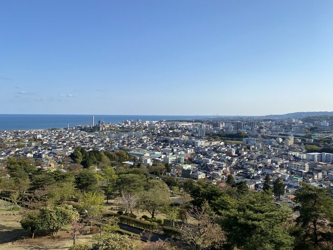 先週の袋田の滝に続いて、今週も茨城県の旅行。<br />日立に行ってきました。<br />天候にも恵まれ、綺麗な海、美味しい魚を堪能できました。