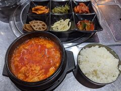 鶴橋の韓国料理店「おかわり」でランチ＆カナリヤでパフェ