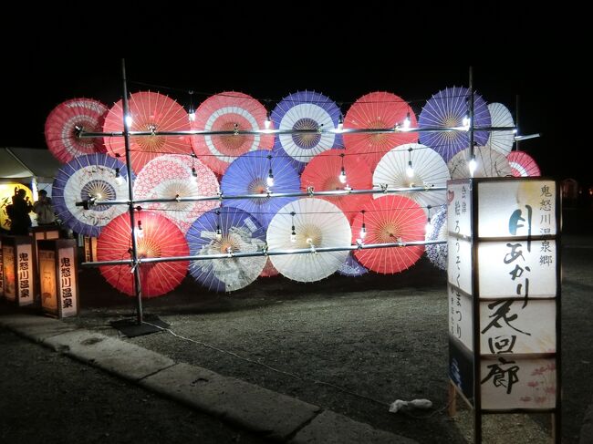 福島で冬に行われているろうそく祭り。とても幻想的でしたが、今年は雪が少なくて残念。大内宿にも行ってみたかったのですが、どこも宿がいっぱいで空いているところがなく断念。１泊２日会津若松と喜多方回ってみました。