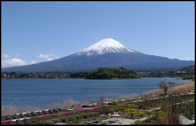 今回は石和温泉ではなく、すぐお隣の春日居温泉へ。<br />もちろん吉田のうどんも食べてきました。<br /><br />晴天で富士山もキレイに観ることが出来ました。