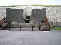古代遺跡巡り、NEW GRANGE