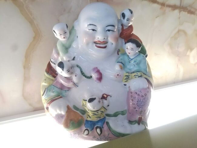 GW前のとてもよく晴れた平日、小田原から横浜まで一泊二日出かけてきました。<br />在来線で近場のマイクロツーリズム<br />黙食、黙旅でコロナ渦、自分なりの息抜きを楽しみました。
