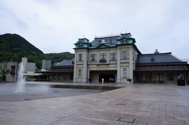 　GW三泊四日、九州北部（長崎県、佐賀県、福岡県）を巡る一人旅。<br /><br />　今年は丁度4/30が会社一斉休日になったのでGWは7連休でした。九州北部三県のうち、今まで訪問したことない場所を中心に駆け巡る旅です。ローカル鉄道乗り潰し5路線、日本百名城のうち2カ所、空港潰しのうち北九州空港を完全制覇、旅友らびたんさんに洗脳されて始めたドラクエウォークのお土産9個、空港行くまでに3個、合計12個回収がテーマでした。なので、メインと言われるとうーーん、という感じです。それでも今回の旅で、日本三大松原、日本三大稲荷、制覇です。<br /><br />　福井から飛行機の時間が遅かったためたらたらと寄り道しながら伊丹空港へ、長崎に飛び、長崎～佐賀～福岡と北上し、一瞬だけ山口県下関に上陸、最後は北九州空港から羽田に飛び、地元横浜に戻りました。<br /><br />　元々普通にANAの飛行機予約して計画していたら、丁度GW期間向けスーパーバリューセールが始まり、たまたま予約していた便が対象になったので、航空券の種別を切り替えたら差額がキャッシュバックされて、ラッキーでした。<br /><br />　今回は九州では、旅名人の九州満喫きっぷを使いました。購入日から3か月間のうち3回、九州の全鉄道乗り放題で11000円の切符です。青春18きっぷ一回分よりも高く、ある程度の距離を乗らないと元が取れないのですが、何とか元が取れるルートにしました。<br /><br />　4月中旬、ついについに重い腰をあげて、ガラケー辞めてスマホに切り替えたので、スマホ使いながら初めての旅です。でも旅行写真はすべて普通のデジカメです。<br /><br />　この旅の直前に急に三度目の緊急事態宣言が発令されましたが、正直違和感たっぷりで到底納得できるものではなかったので、今回は予定通り決行です。<br /><br />　以下、スケジュールです。<br /><br />4月29日(木)<br />07:45　越前花堂<br />08:33/09:23　敦賀<br />09:50/10:00　マキノ<br />10:06/11:06　マキノピックランド<br />11:36/11:50　マキノ<br />12:53/13:02　山科<br />13:23　山崎<br />13:32　大山崎<br />13:49/13:54　南茨木<br />14:19　大阪空港<br />15:40/16:55　ANA785便　ITM/NGS<br />17:15　長崎空港<br />17:55　長崎バスセンター<br /><br />4月30日(金)<br />06:03　長崎<br />06:31/06:50　諫早<br />08:08/08:24　島原港<br />08:33/11:14　島原<br />12:19/13:17　諫早<br />14:28/16:20　肥前浜<br />17:17/17:56　吉野ヶ里公園<br />18:08/18:19　佐賀<br />19:36　唐津<br /><br />5月1日(土)<br />07:32　大手口(唐津バスセンター)<br />08:17　名護屋城址<br />12:03　呼子<br />12:33　大手口(唐津バスセンター)<br />15:09　唐津<br />15:49/16:02　筑前前原<br />16:33/18:22　伊牟田<br />18:54/19:02　筑前前原<br />19:32/20:01　唐人町<br />20:12/20:24　博多<br />21:31/21:46　黒崎<br />22:05　小倉<br />22:57　西小倉<br />23:13　黒崎<br /><br />5月2日(日)<br />07:14　黒崎<br />07:33/07:40　小倉<br />07:59/08:06　企救丘<br />08:26/08:36　小倉<br />08:51/09:10　門司港<br />09:15/09:40　唐戸<br />09:45/10:00　門司港/九州鉄道記念館<br />10:10/10:20　関門海峡めかり<br />10:30/13:08　九州鉄道博物館/門司港<br />13:46/13:54　折尾<br />14:14/14:20　直方<br />14:59/15:20　田川後藤寺<br />15:33/16:10　金田<br />17:23/17:26　行橋<br />17:36/17:58　朽網<br />18:18　北九州空港<br />19:35/21:10　ANA3890便　KKJ/HND