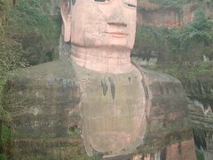 さすが世界遺産　楽山大仏