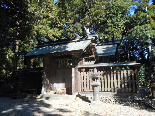 旅をしていて、予想していなかった美しい神社に巡り会うことがあります。「よかった!」と思う瞬間です。<br />2020年11月に六国史の旅をしていて、宇陀山中で2社続いて出会いました。大和国寺社参りを書き起こしたのは、これを書くためでした。<br /><br />引用した参考書は、「諸国寺社参り 大和国1」に列挙しました。引用に際し、僭越ながら敬称を略させていただきます。<br /><br />4トラベルのブログは初投稿日順に並べることができません。<br />この旅行記は2020年6月23日~7月1日、11月14日~23日の2回の旅の記録ですが、初投稿日順に並べるために、12月1日以降の旅行日とします<br />