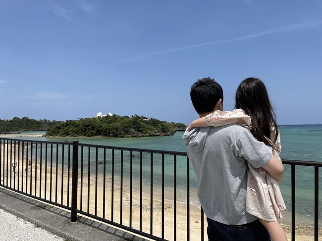 迷いに迷ってGW旅行決行しました。<br />ワクチン2回接種し、3週間経過しているので感染対策をした上で旅行に行ってきました。<br />旅行先は20年ぶり?くらいの沖縄。<br />去年のGWも沖縄旅行を予定していましたが、キャンセルしたため、リベンジしてきました。<br />2021年5月1日~5日までの旅行です。<br />最初の2泊はハイアット瀬良垣、あとの2泊はリッツカールトン沖縄に宿泊しました。<br />ホテルはすべてポイント利用で無料でした。<br />飛行機は全日空で3人で7万ちょっと。コスト抑えて頑張りました。<br />こちらは後半のリッツカールトン編です。
