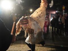 板橋の田遊び（赤塚諏訪神社）～神輿の渡御から夜の獅子舞にとんど焼き。国の重要無形民俗文化財とはいえ、地域限定のひっそり密やかなイベントです～