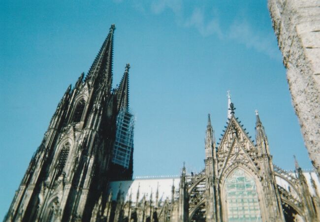 2007年春、フィルムカメラとガラケーの画像で振り返るヨーロッパ卒業旅行（その４・ケルンへ大移動）