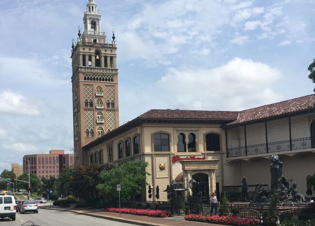 『ミズーリ州 カンザスシティ － 繁華街はアメリカ最古のショッピングセンターのカントリークラブプラザ』カンザスシティ(アメリカ)の旅行記