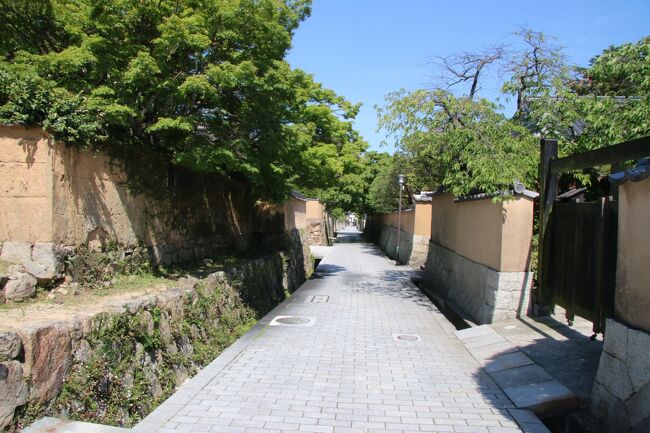 日本航空のどこかにマイルで行った山口・大分旅行の初日後半です。<br />長府、というより山口県は博物館などをコロナ対策で閉鎖したようなので博物館系にはいかず探索していましたが、結果的に多くのスポットを見る事が出来たのでスムーズに進み、当初計画では長府探索でこの日を終える予定だったのですが、結果的に赤間神宮や壇ノ浦へも行くことが出来ました。<br />長府の街並みや関門海峡など印象に残る事が多かった1日目後編です。<br /><br />どこかにマイルで山口宇部空港へ!山口・大分の旅-準備編<br />https://4travel.jp/travelogue/11694461<br /><br />どこかにマイルで山口宇部空港へ!山口・大分の旅-1日目前半<br />https://4travel.jp/travelogue/11695643<br /><br />どこかにマイルで山口宇部空港へ!山口・大分の旅-1日目後半<br />(←イマココ<br /><br />どこかにマイルで山口宇部空港へ!山口・大分の旅-2日目前半<br />https://4travel.jp/travelogue/11696647<br /><br />どこかにマイルで山口宇部空港へ!山口・大分の旅-2日目後半<br />https://4travel.jp/travelogue/11696739<br /><br />どこかにマイルで山口宇部空港へ!山口・大分の旅-3日目前半<br />https://4travel.jp/travelogue/11700039<br /><br />どこかにマイルで山口宇部空港へ!山口・大分の旅-3日目後半<br />https://4travel.jp/travelogue/11700051<br /><br />完結しました。いつも皆様ありがとうございます。