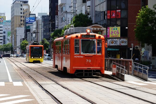 けんいちの1人旅です。<br /><br />JALの「どこかにマイル」で予約したところ松山空港が当選しました。松山をしっかり観光するのは2005年以来16年ぶりです。<br /><br />前回訪問時は大雨でしたが、今回は3日間ともいい天気でした(^-^)<br /><br /><br />*どこかにマイルは「伊丹・岡山・高知・松山」の4択でした。<br /><br />