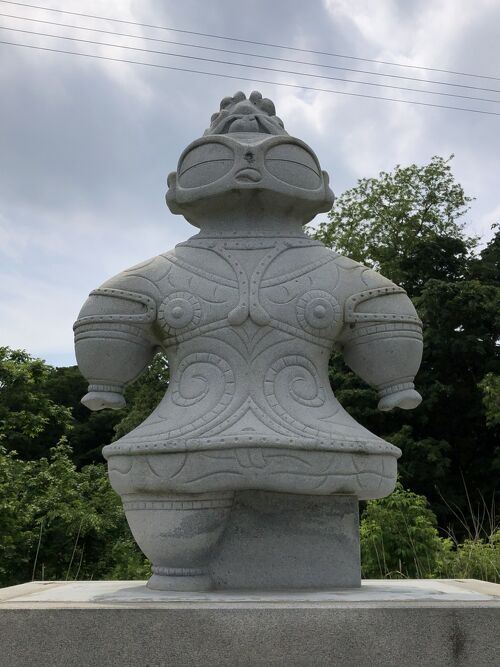 縄文期 伝青森県西津軽郡木造町亀ヶ岡周辺出 腹部に渦巻きの隆帯 縄文期 伝青森県西津軽郡木造町亀ヶ岡周辺出 腹部に渦巻きの隆帯