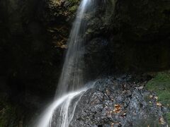 男鹿半島にある個性的な滝『大瀑（男鹿大滝）』◆JALどこかにマイルで行く角館・男鹿・秋田《その５》