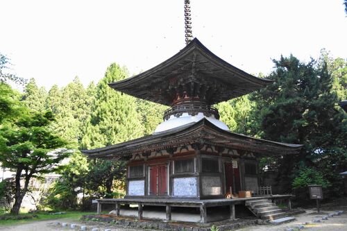 2.高野山：『女人堂』から『大門』・『お助け地蔵堂』へ『女人道