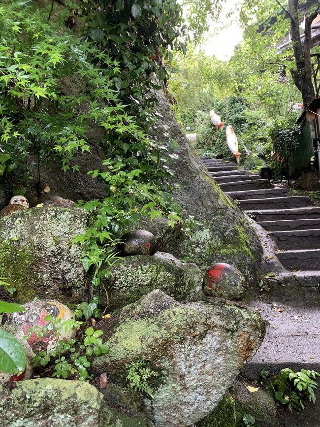 広島旅行2日目です！<br /><br />最終日の今日は広島市街と尾道を巡っていきます。<br />広島市街では名物のお好み焼きを食べ、路面電車に乗って<br />原爆ドームを見学します。<br /><br />その後車で尾道まで移動して猫の細道にいく予定です。<br />そして尾道ラーメンを食べて帰宅します。<br /><br />それではよろしくお願いします。