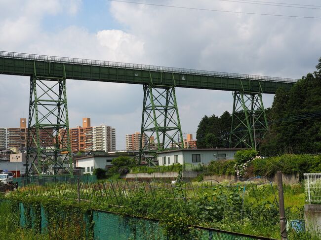 ６月１５日（火）晴れ<br />関東地方はきのう梅雨入りですが、いっこうに雨の降る気配がなく、上空に寒気が流れ込んで真夏日にはならなそう。これはチャンスとばかりに、かねて計画していた旭区散歩に出かけました。<br /><br />敬老パスで市営地下鉄と路線バスを乗り継ぐ「交通費フリーの旅」第15弾。横浜18区のうちこれで16区回ることになります。残すは神奈川区と保土ヶ谷区の２区。<br />