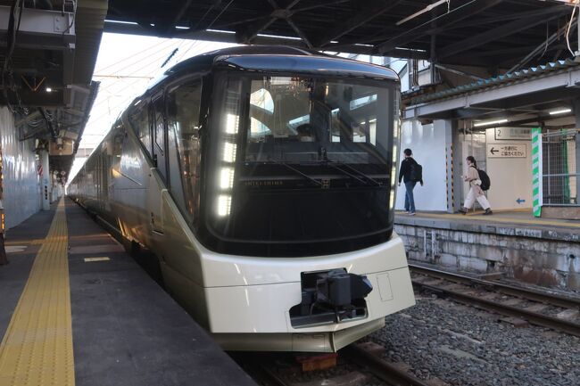 行くぜって割には緩めのスケジュールですが、2021年4月19日から4日間、JR東日本の「大人の休日倶楽部パス」を利用して岩手県・秋田県・青森県を訪れました。<br /><br />3日目は半年ぶりに青森県へ。青森駅の新駅舎が運用開始になったので見に行ったら、JR東日本の豪華寝台列車「TRAIN SUITE 四季島」が停まっていてテンションアップ。<br />久しぶりに青森のうまいもんを堪能して大満足だったのですが、翌日は筋肉痛が激しく人生で初めて朝ラーしてから観光せずに早めに帰路に就いたヘタレな私です(^^;<br /><br />□１日目（4/19）一ノ関⇒北上展勝地⇒盛岡に宿泊<br /><br />□２日目（4/20）角館の桜まつり⇒秋田経由で弘前を変更し帰京<br /><br />■３・４日目（4/21～4/22）陸奥湊⇒鮫⇒種差海岸⇒青森に宿泊