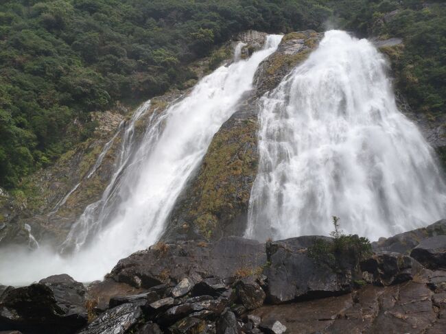 鹿児島の離島めぐり<br /><br />屋久島を紹介していなかったので今回２回訪問したものをまとめて紹介します。<br />大川の滝は迫力満点でした。<br />