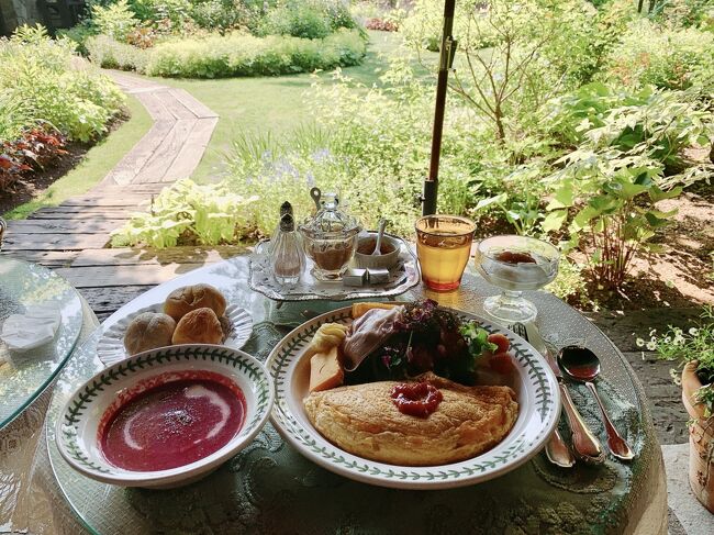 【初夏の軽井沢】ルゼ・ヴィラで楽しむ夕食と朝食とカフェ