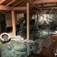下部温泉_Shimobe Onsen　夏は『ぬる湯』！平安時代に開湯し、信玄の隠し湯として栄えた温泉