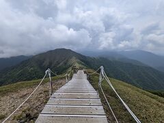 観光タクシーをチャーターして剣山へ、二重かずら橋、かかしの里、落合集落
