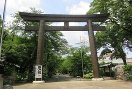 2021初夏、護国神社と名古屋城跡のアジサイ(4/6)：銅鳥居、西洋アジサイ、アナベル