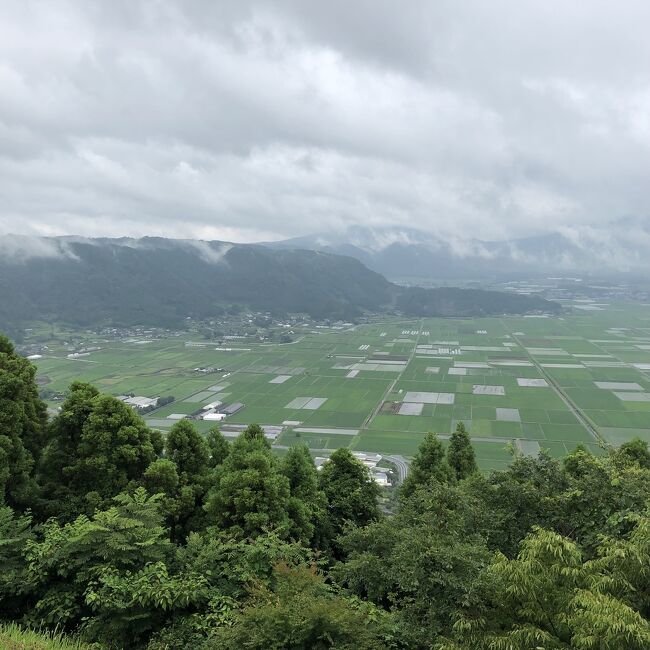 2021年7月3-4日　熊本へ&#9992;︎<br />1日目はレンタカーを借りて阿蘇<br />2日目は熊本市内をぷらぷら<br /><br />悪天候に悩まされた阿蘇。<br />霧で運転もドキドキでした。<br />本当やったらとっても気持ち良いやろに～<br /><br />