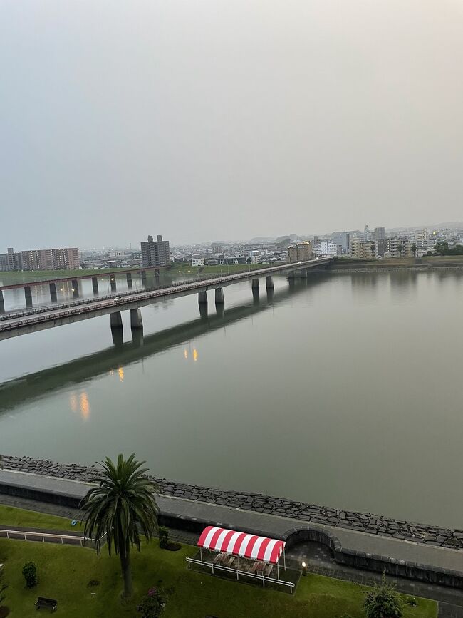 宮崎市内全てのホテルを宿泊しての感想と思い、初めて宮崎を訪れて大浴場があるホテルの参考にと。中には口コミを信用できないホテルもある。いろんなコメントがありますが全て宿泊したからこそ言える一人の意見として記録用に。あと掲載出来なかったのは、マリックスラグーンと青島グランドホテル。写真が見つからなかったです。見つかり次第アップします。