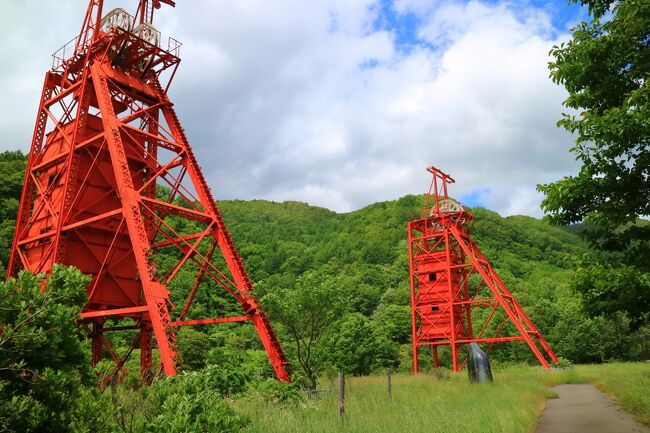 北海道空知地方には、最盛期で約160の炭鉱があったそうだ。<br />昭和40年頃になると燃料が石炭から石油に変わり、北海道の炭鉱は、その姿を消し、炭鉱があった街は、街そのものが無くなっていった。<br /><br />アルテピアッツア美唄は、見学者も少数であり、森の中で心安らぐ時間を過ごすことが出来た。