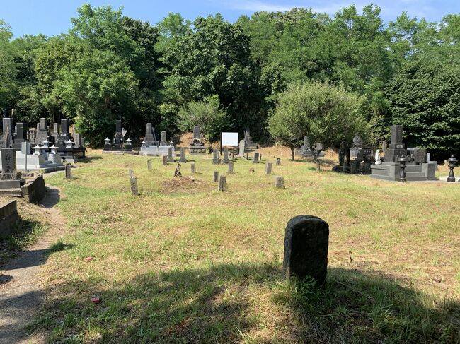 高清水・古四王神社から菅江真澄の墓へ　炎天下の中、巡ってみる。