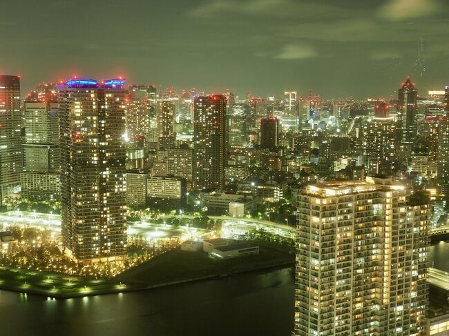 東京のホテルで夜景を堪能してきました、