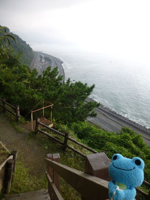 東海道の断崖絶壁の由井峠 （東海道広重美術館 on X: 