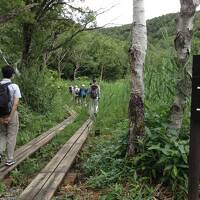 豪雨続きでヤキモキした北志賀高原の旅 ２) 　4ｋｍ-2時間の自然探勝コースをハイキング