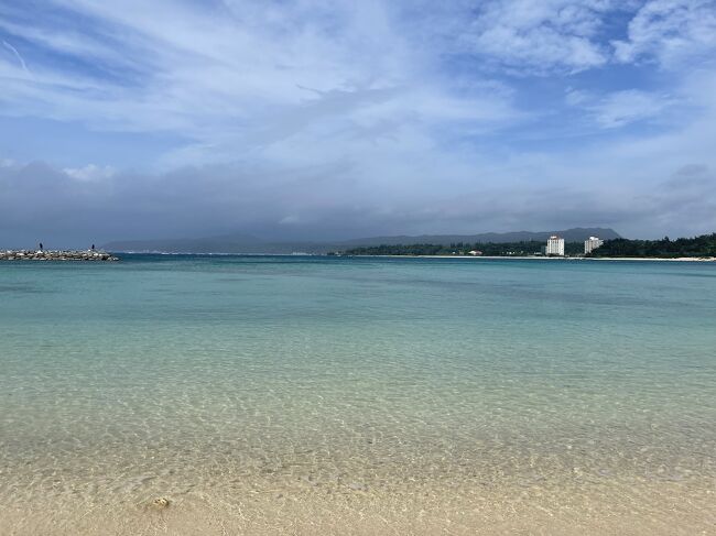 7月の連休はノロノロ台風のため欠航に。<br />日数減ったけどリベンジ旅です。<br /><br />緊急事態宣言中なのでホテルの敷地内だけでゆっくりと過ごしました。<br />3日間滞在しましたが、毎日プールとタラソプールでリフレッシュでき大満足です。