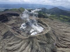 観光列車でまわる九州の旅２ 阿蘇火口、ヘリ遊覧飛行、カドリー・ドミニオン、立野スイッチバック