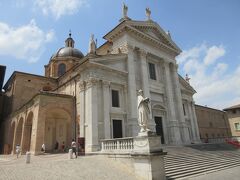 イタリアの小さな村を訪ねる旅　ウルビーノ(22)　1631年まで、ウルビーノ公国の首都