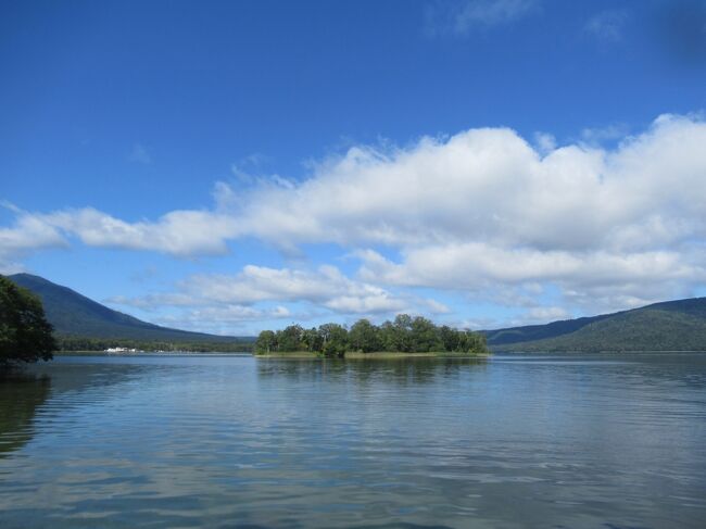 リベンジ摩周湖、なんて澄み切った色！阿寒湖もオンネトーも屈斜路湖も美しい！道東は湖の宝庫でした。