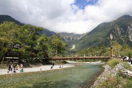 初秋旅長野(5)。河童橋で珈琲タイム。