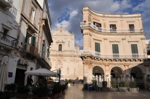 2013年南イタリア旅行記　第14回　バロック建築が残る街、マルティーナ・フランカを歩く　後編